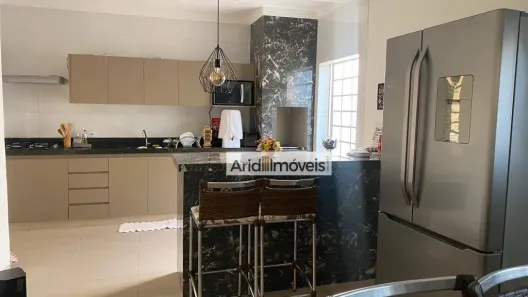 Casa com 3 Quartos à venda, 180m² no Jardim Nazareth, São José do Rio Preto