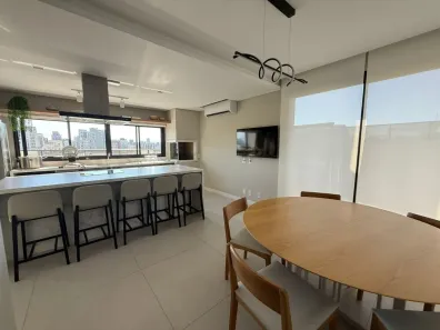 Apartamento com 2 Quartos à venda, 69m² no Centro, Florianópolis
