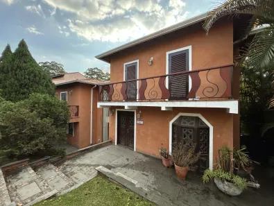 Casa de Condomínio com 3 Quartos à venda, 400m² no São Paulo II, Cotia