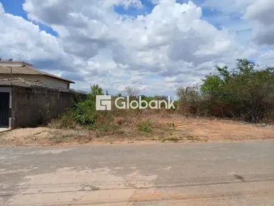 Lote/Terreno à venda, 333m² no Jardim Parque Morada do Sol, Montes Claros