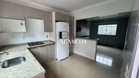 Casa com 3 Quartos para alugar, 80m² no Residencial Verona, Londrina