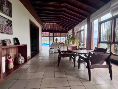 Casa de Condomínio com 9 Quartos à venda, 1200m² no Araras, Petrópolis