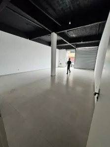 Galpão/Depósito/Armazém para alugar, 94m² no Jardim Maria Helena, Barueri