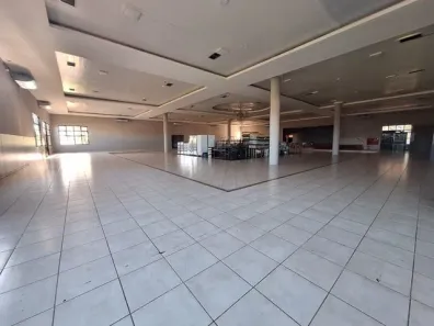 Casa com 1 Quarto para alugar, 3850m² no Santa Cruz, Cascavel