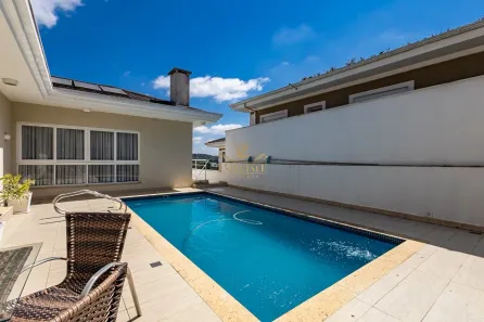 Casa de Condomínio com 4 Quartos à venda, 501m² no Taboão, Curitiba