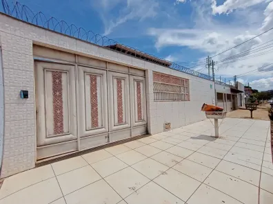 Casa com 3 Quartos à venda, 250m² no Vila Jayara, Anápolis