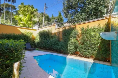 Casa de Condomínio com 3 Quartos para venda ou aluguel, 230m² no Jardim Morumbi, São Paulo