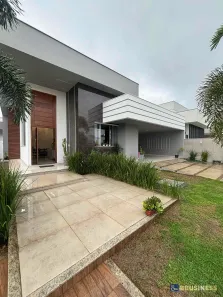 Casa de Condomínio com 3 Quartos à venda, 260m² no Parque Rodoviário, Campos dos Goytacazes