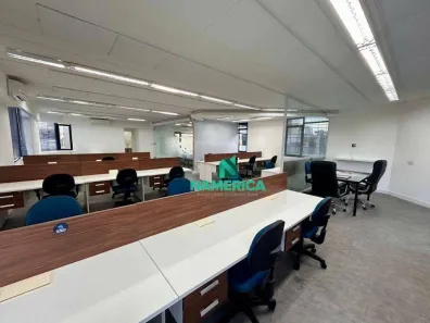 Sala Comercial para alugar, 140m² no Cidade Monções, São Paulo