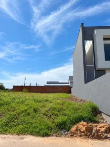 Lote/Terreno à venda, 200m² no São Vicente, Gravataí