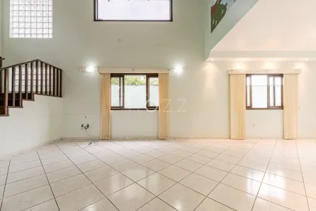 Casa com 4 Quartos à venda, 319m² no Santo Antônio, Joinville