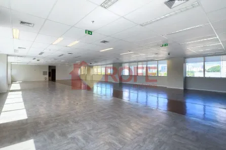 Sala Comercial para alugar, 457m² no Vila Cordeiro, São Paulo