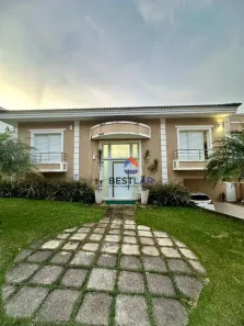 Casa de Condomínio com 4 Quartos à venda, 479m² no Jardim Indaiá, Embu das Artes