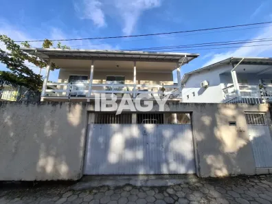 Apartamento com 1 Quarto para alugar, 27m² no Agronômica, Florianópolis