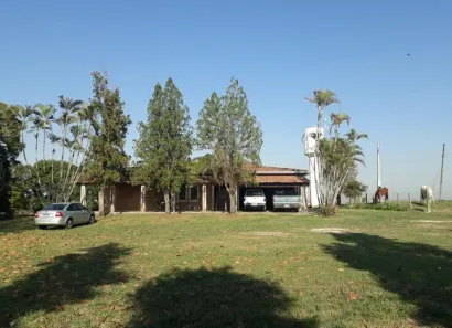 Fazenda/Sítio com 3 Quartos à venda, 120m² no , Tietê