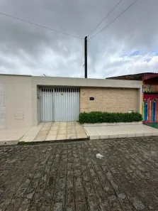 Casa com 2 Quartos à venda, 144m² no Cidade Universitária, Maceió