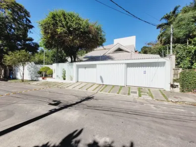 Casa com 5 Quartos à venda, 680m² no Fradinhos, Vitória
