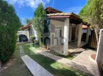 Casa com 4 Quartos para alugar, 160m² no Buraquinho, Lauro de Freitas