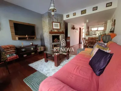 Apartamento com 2 Quartos para alugar, 52m² no Albuquerque, Teresópolis