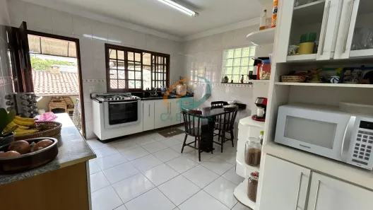 Sobrado com 3 Quartos à venda, 230m² no Jardim Vila Galvão, Guarulhos