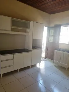 Casa com 3 Quartos para alugar, 70m² no Tijucal, Cuiabá