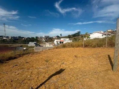 Lote/Terreno à venda, 270m² no Campinho da Serra I, Serra