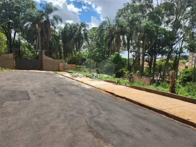 Lote/Terreno à venda, 979m² no Jardim do Carmo, Araraquara