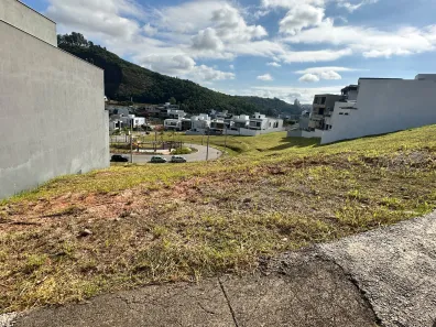 Lote/Terreno à venda, 302m² no Salvaterra, Juiz de Fora
