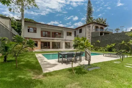 Sobrado com 5 Quartos à venda, 653m² no Jardim Cordeiro, São Paulo