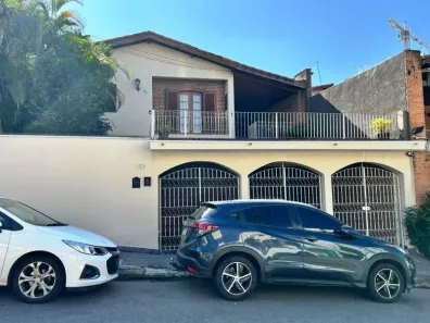 Casa com 3 Quartos à venda, 197m² no Vila Campesina, Osasco
