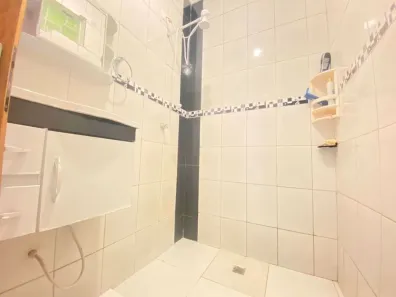 Casa com 2 Quartos à venda, 175m² no Loteamento Villa Branca, Jacareí