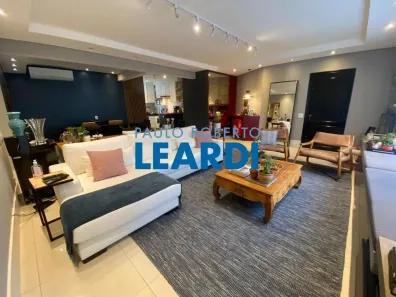 Apartamento com 2 Quartos à venda, 156m² no Real Parque, São Paulo