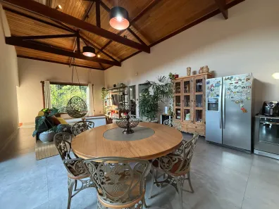 Casa de Condomínio com 4 Quartos à venda, 328m² no , Brumadinho