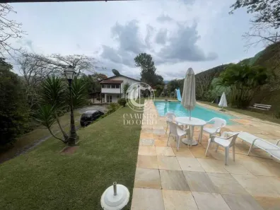 Casa de Condomínio com 4 Quartos para venda ou aluguel, 350m² no Itaipava, Petrópolis