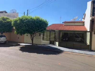 Casa com 3 Quartos à venda, 250m² no Jardim Cruzeiro do Sul, Bauru