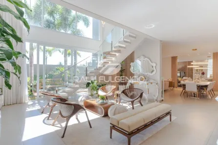 Sobrado com 5 Quartos à venda, 540m² no Vivendas do Arvoredo, Londrina