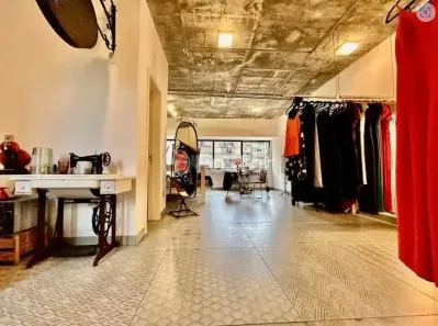 Sala Comercial à venda, 48m² no Bom Fim, Porto Alegre