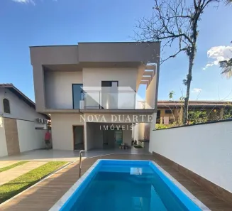 Sobrado com 3 Quartos à venda, 129m² no Jardim Mariella, Caraguatatuba