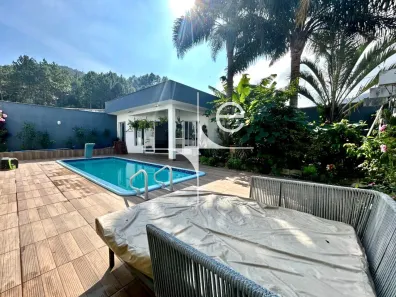 Casa com 4 Quartos para alugar, 465m² no Saco Grande, Florianópolis