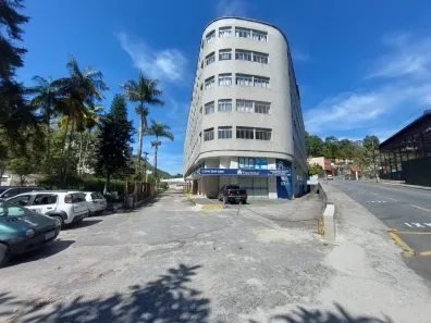 Apartamento com 2 Quartos à venda, 65m² no Valparaíso, Petrópolis