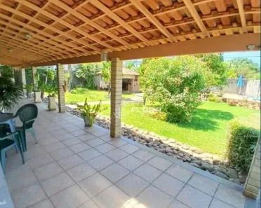 Casa com 3 Quartos à venda, 218m² no Maravista, Niterói
