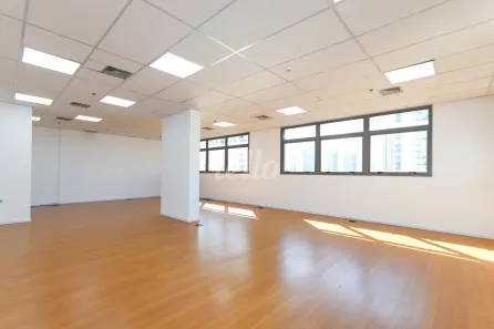Sala Comercial para alugar, 88m² no Vila Prudente, São Paulo