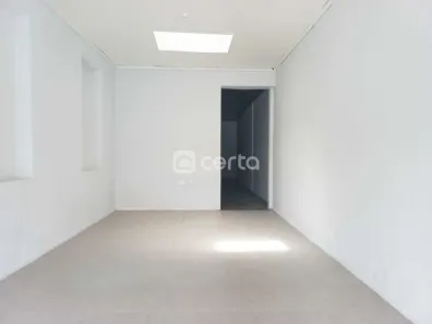 Ponto Comercial para alugar, 130m² no Rio Branco, Porto Alegre