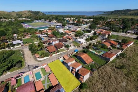 Lote/Terreno à venda, 360m² no Centro, Maricá