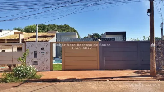 Casa com 3 Quartos à venda, 93m² no Jardim Itamaracá, Campo Grande