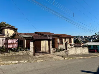 Casa com 3 Quartos à venda, 162m² no Esplanada, Caxias do Sul