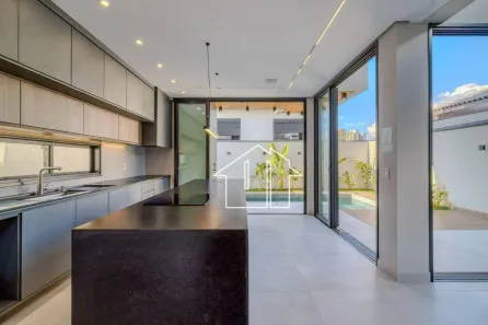 Casa de Condomínio com 4 Quartos à venda, 243m² no Urbanova VII, São José dos Campos