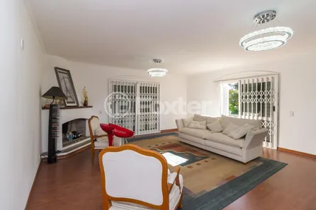 Casa com 5 Quartos à venda, 342m² no Jardim Lindóia, Porto Alegre