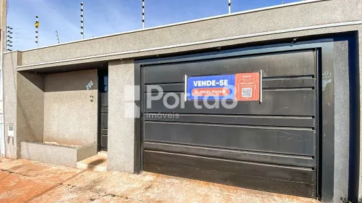 Casa com 2 Quartos à venda, 110m² no Jardim California, Cedral