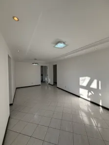 Casa de Condomínio com 4 Quartos para alugar, 150m² no Pedra do Descanso, Feira de Santana